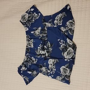 Beware off the shoulder top!